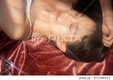 女性 女 女の子 65288403