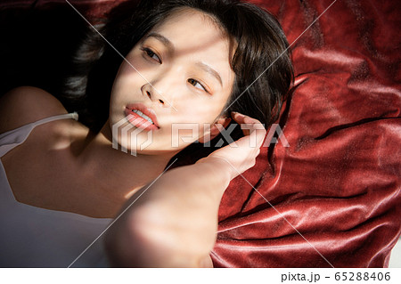 女性 女 女の子 65288406