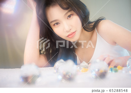女性 女 女の子 65288548