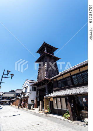 川越 鐘つき通り 快晴の空 c-1 川越 鐘つき通り 快晴の空 c-1 65288704
