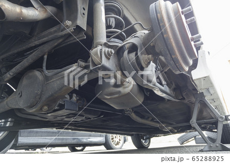 車の下回り 車の下回り 65288925