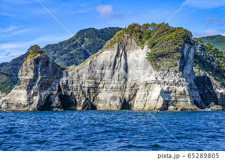 西伊豆 堂ヶ島 遊覧船で海岸線を巡る 西伊豆 堂ヶ島 遊覧船で海岸線を巡る 65289805