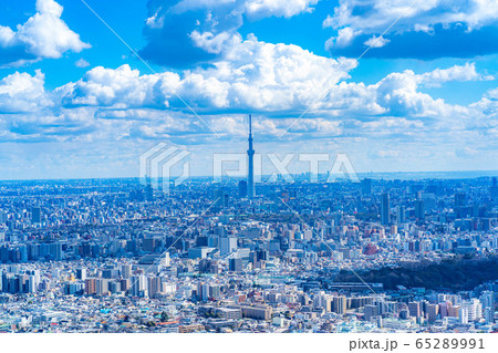 サンシャイン60展望台から見た都市風景 スカイツリー 東京都 の写真素材