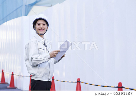 若いビジネスマン 65291237