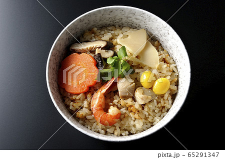 釜飯　炊き込みご飯 65291347