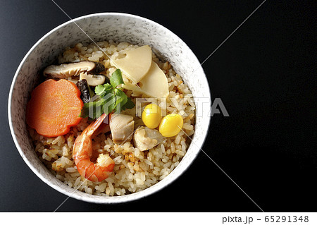 釜飯　炊き込みご飯 65291348