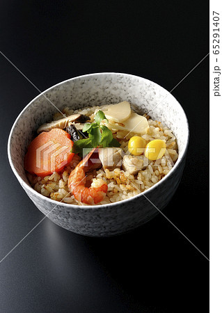 釜飯　炊き込みご飯 65291407