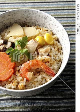 釜飯　炊き込みご飯 65291449