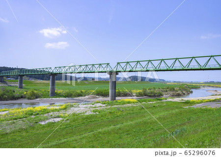 水道管 水インフラ 水道橋 配管 河川 水道管 水インフラ 水道橋 配管 河川 65296076