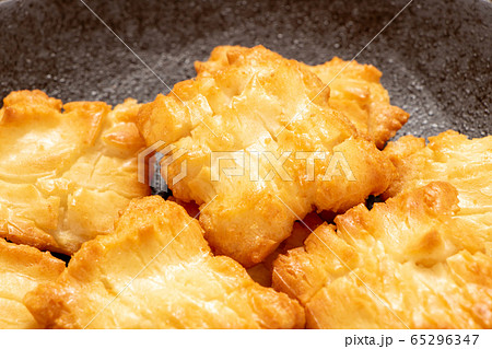 おかき(塩味)。 65296347