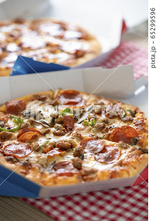 宅配ピザ イメージ 宅配ピザ イメージ 65299596