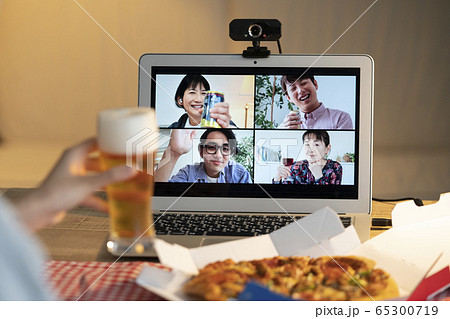 オンライン飲み会 イメージ オンライン飲み会 イメージ 65300719