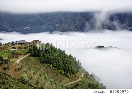 Ta Xua is a famous mountain range in northern Ta Xua is a famous mountain range in northern 65300976
