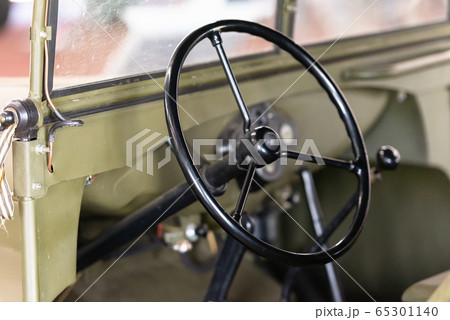 The American military car. A very simple dashboard. The American military car. A very simple dashboard. 65301140
