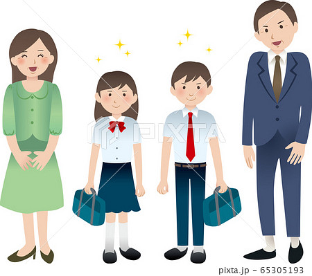 父母と中学生の子供たち 65305193
