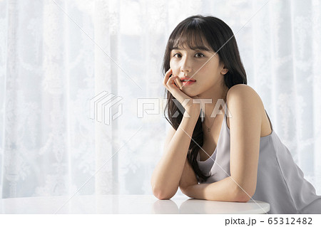 女性 女 女の子 65312482