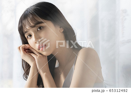 女性 女 女の子 65312492