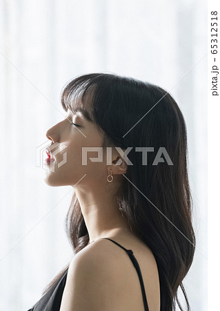 女性 女 女の子 65312518