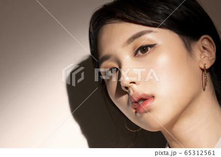 女性 女 女の子 65312561