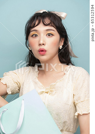 女性 女 女の子 65312594