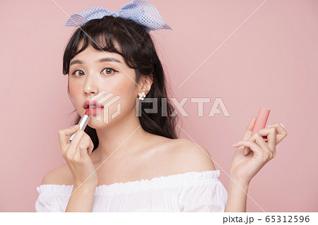 ビューティー 女性 女 65312596