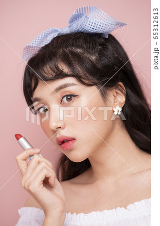 ビューティー 女性 女 65312613