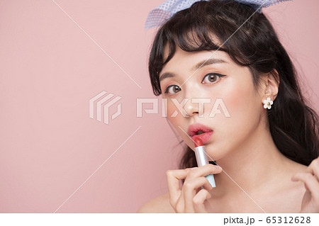 ビューティー 女性 女 65312628