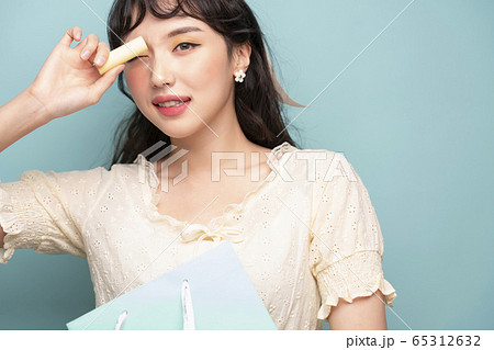 女性 女 女の子 65312632
