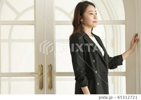 女性 女 女の子 65312721