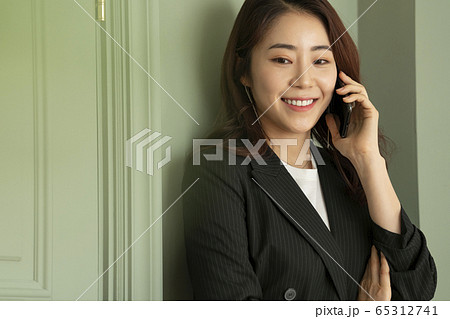 女性 女 女の子 65312741