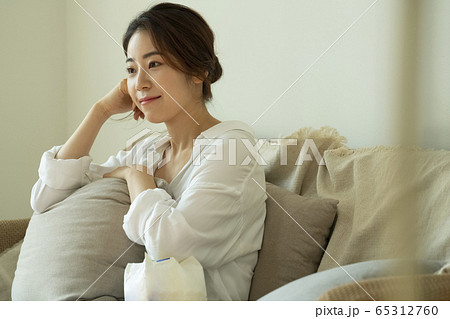 ライフスタイル 女性 女 65312760