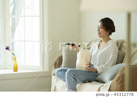 ライフスタイル 女性 女 65312776