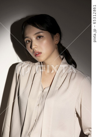 女性 女 女の子 65312861