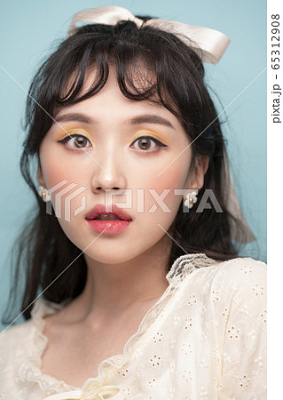 女性 女 女の子 65312908