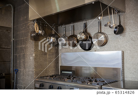 レストランの厨房 レストランの厨房 65314826