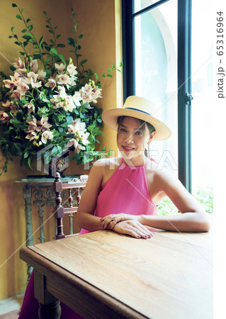 asian single woman wearing pink dress toothy asian single woman wearing pink dress toothy 65316964