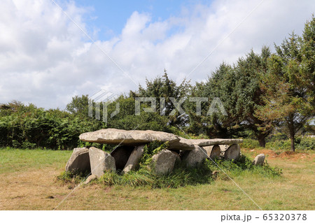 Dolmen - gallery grave of Ile Grande, Brittany 65320378