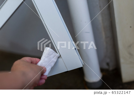 網戸の張替え　DIY　洗い 65322147