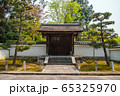 京都東福寺の月下門 65325970