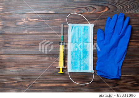 Top view of disposable surgical mask, pair of Top view of disposable surgical mask, pair of 65331090