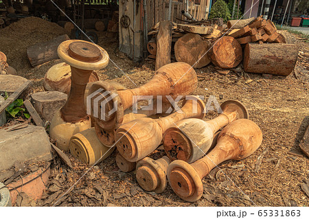 Steps for decorating wood surfaces to be smooth Steps for decorating wood surfaces to be smooth 65331863