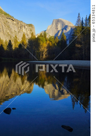 アメリカ　カリフォルニア州　ヨセミテ国立公園 ハーフドーム 65334811