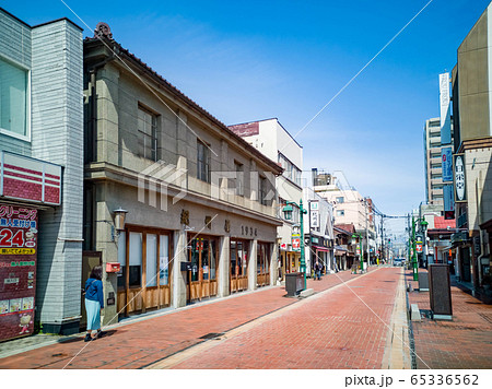 福島県会津若松市 野口英世青春通り 紀州屋の写真素材