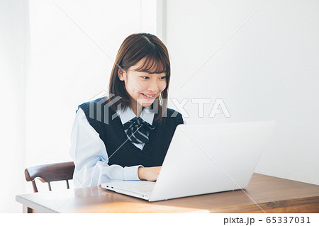 オンライン授業 65337031