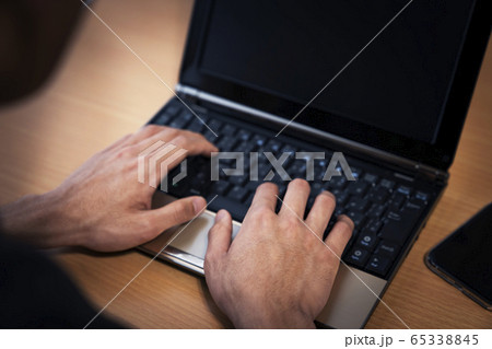 ネット中傷イメージ 65338845