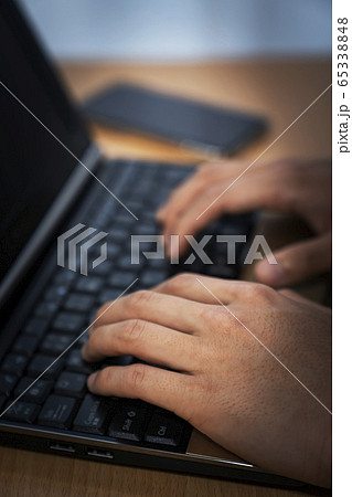ネット中傷イメージ ネット中傷イメージ 65338848