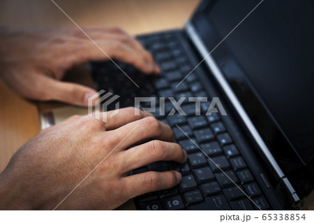 ネット中傷イメージ ネット中傷イメージ 65338854