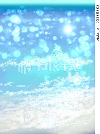 キラキラ光る波打ち際のイメージ 65339338