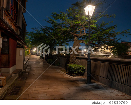 主計町茶屋街　かずえまちちゃやがい　石川県金沢　 65339760