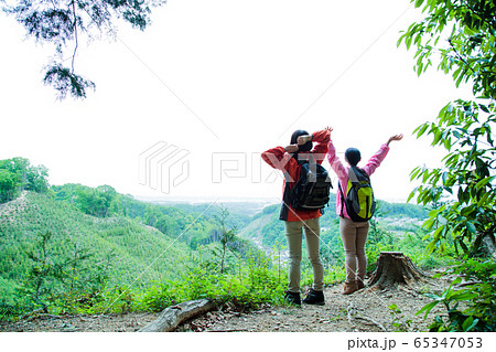 登山 女性 山ガール トレッキング 山登り 山 アウトドア ハイキング 登山 女性 山ガール トレッキング 山登り 山 アウトドア ハイキング 65347053